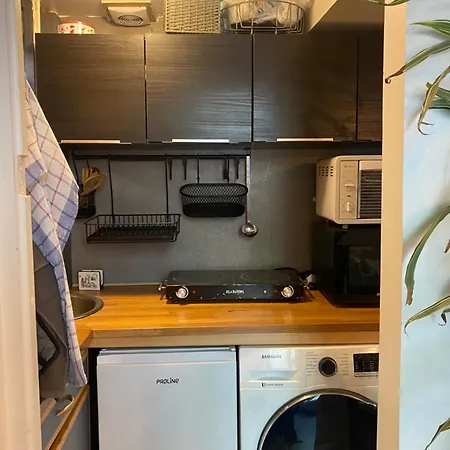 Cosy Proche Tour Eiffel Apartment *